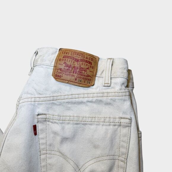Vintage Levi’s 550 Made in USA White Denim Jeans 34x34 Custom Snake Print 90s - Picture 4 of 12
